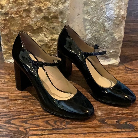 So good I had to share! Check out all the items I'm loving on @Poshmarkapp #poshmark #fashion #style<a href="/tag/fashion"class="tags"><span>#fashion</span></a><a href="/tag/shopmycloset"class="tags"><span>#shopmycloset</span></a><a href="/tag/style"class="tags"><span>#style</span></a><a href="/tag/poshmark"class="tags"><span>#poshmark</span></a><a href="/tag/fossil"class="tags"><span>#fossil</span></a>