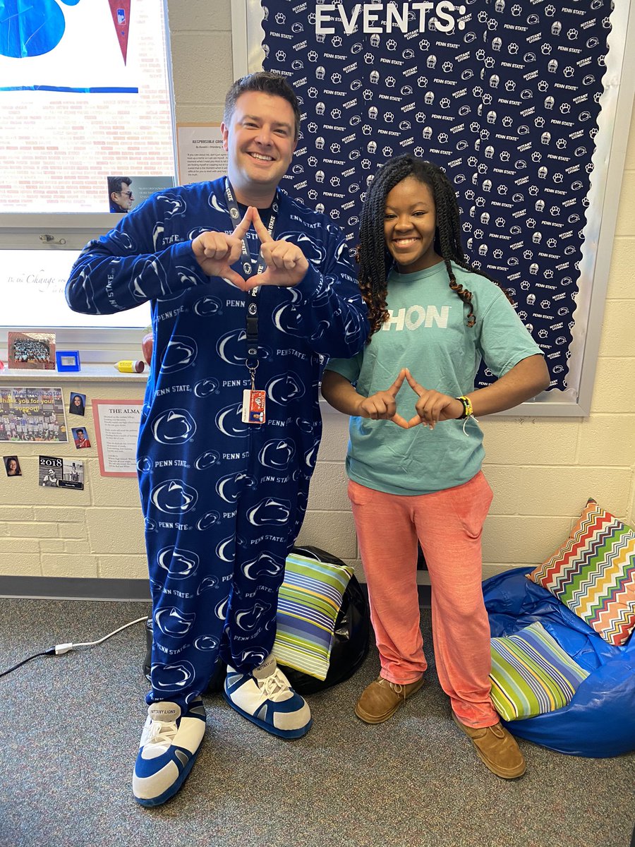 WSDMiniTHON's tweet photo. So comfy for PJ Monday! Tomorrow is Tacky Tourist Tuesday! 🔷🎗#ftk #WSDMiniTHON #WilsonSD #WilsonEmpowered https://t.co/xiITlFLKSr