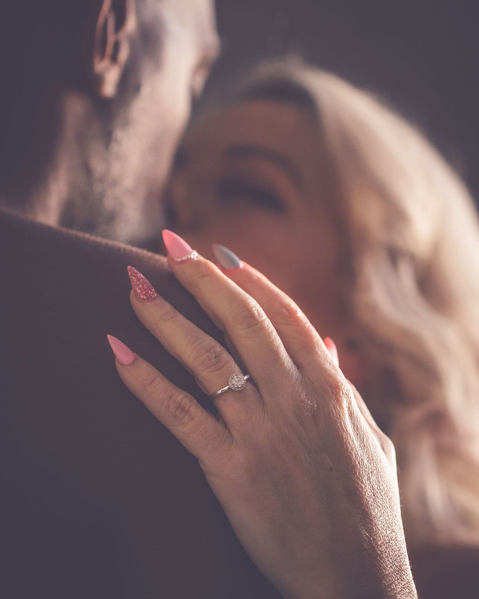 Focusonyouphoto's tweet photo. This is Us
📷 Bria Perez
@MDDunnPhoto
#FinallyDunn #couplelife #love #engaged #themikeyandwenshow https://t.co/IfSzFNPTTm