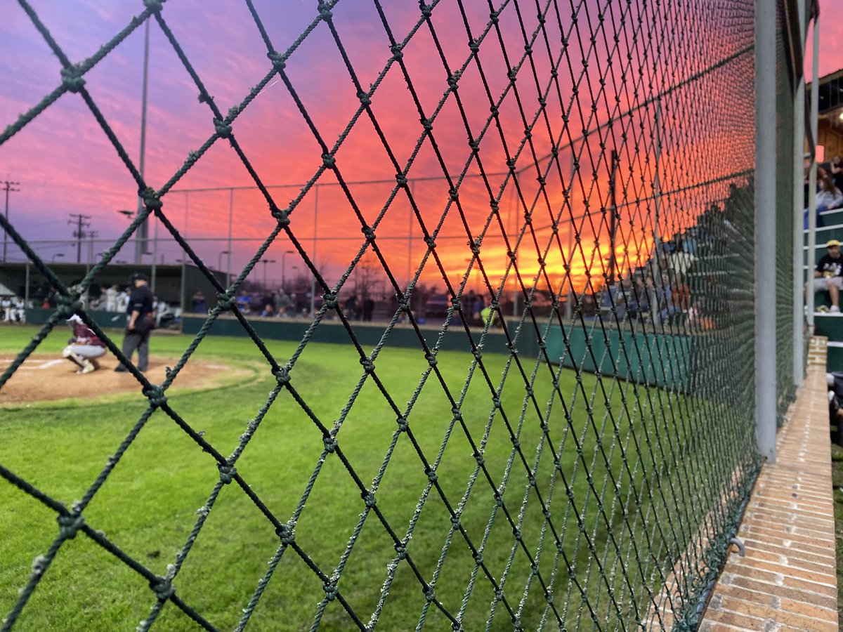 1980_camacho's tweet photo. It was a beautiful evening at the ball park for the 1st regular game of the season!!! #ltx #lulingeagles #Eaglebaseball #nehemiah #Freshman https://t.co/ppsNRKXtnN