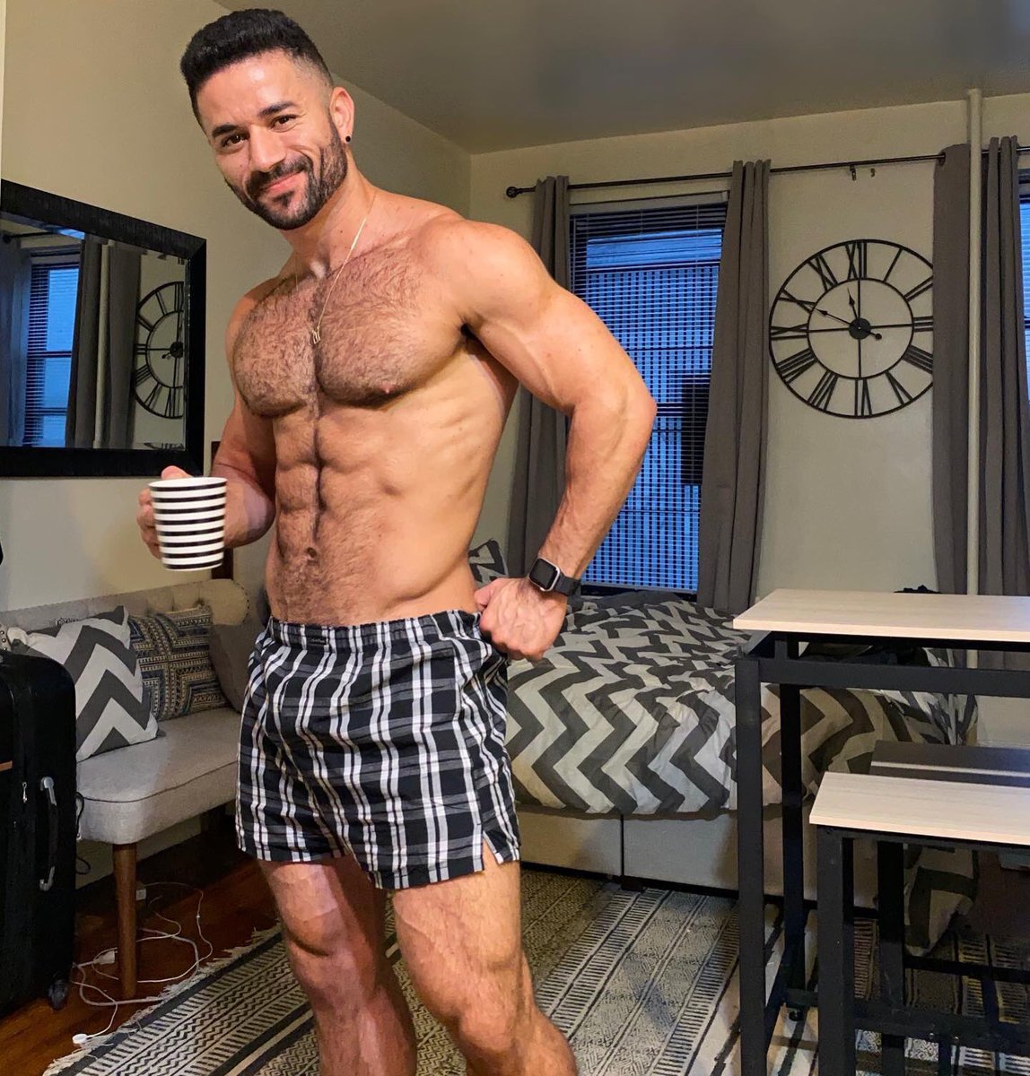 Conaromaacafe's tweet photo. Bremen Fitness

#Bellos #Guapoysexy #Papasote #MenPhysique #Mamadosexy #Sexyboy #Fisicoculturista #BodybuilderMen https://t.co/CyRwv9lkeK