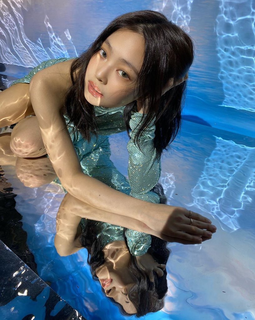 jennie tweet media