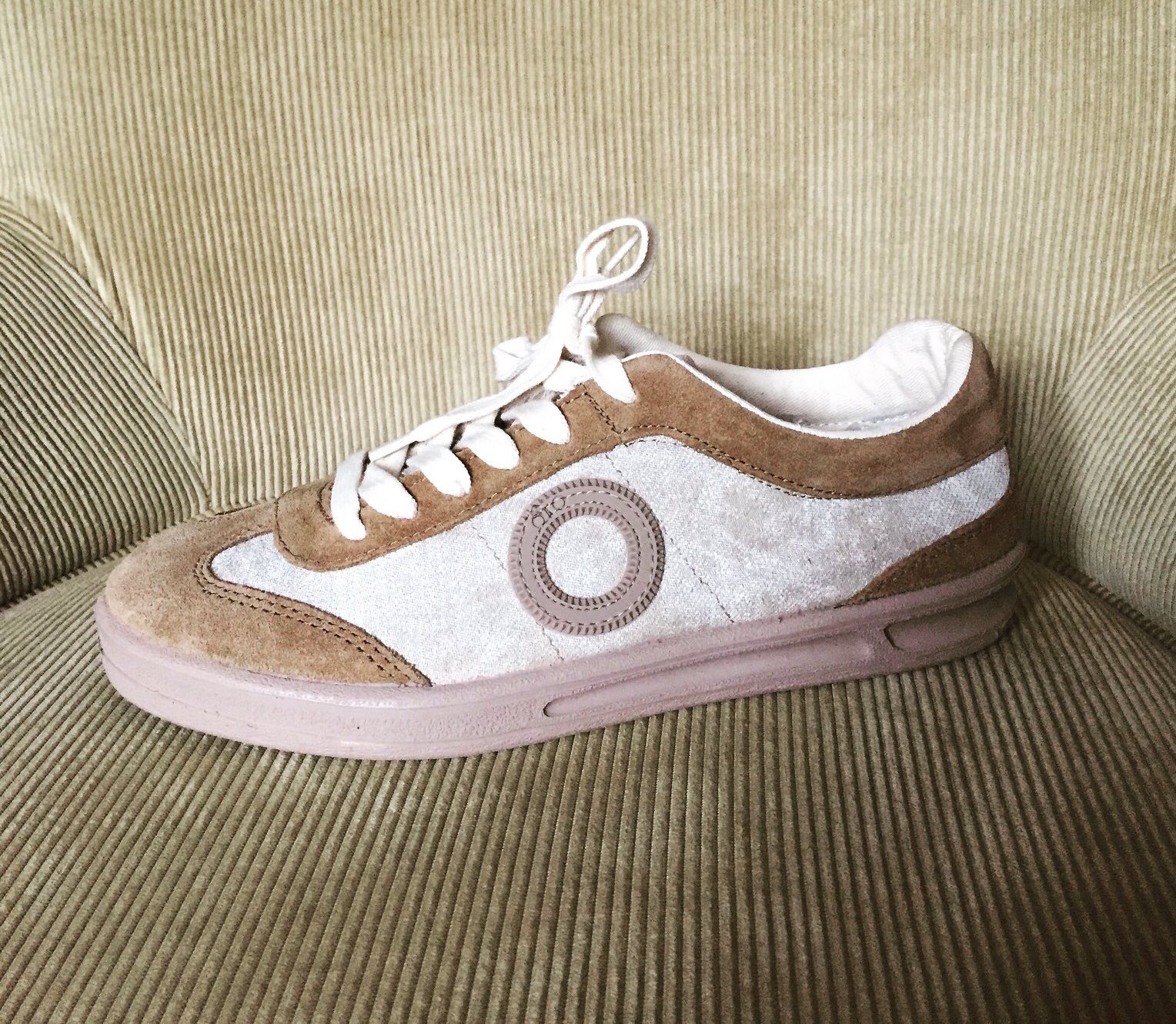 Aro cheap sneakers online