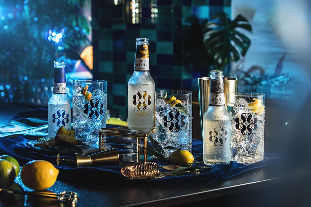 Disfruta del mejor #afterwork de la mano de #Samarkanda y #RoyalBliss, <a href="/CocaCola_es/">Coca-Cola España</a> buff.ly/2uVgEdw 🍹