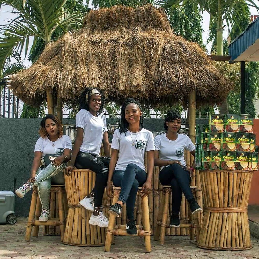 PlaceSinatra's tweet photo. Ofada rice day was all shade of fun last Sunday! If you were not there, you missed! @Chelsea_NGR @house9hotels
.
Enjoy all the amazing moments we had with these pictures!
.
#house9 #ofadarice #food #foodie #ofada #sauce #dodo https://t.co/6LkHFUCq6Y