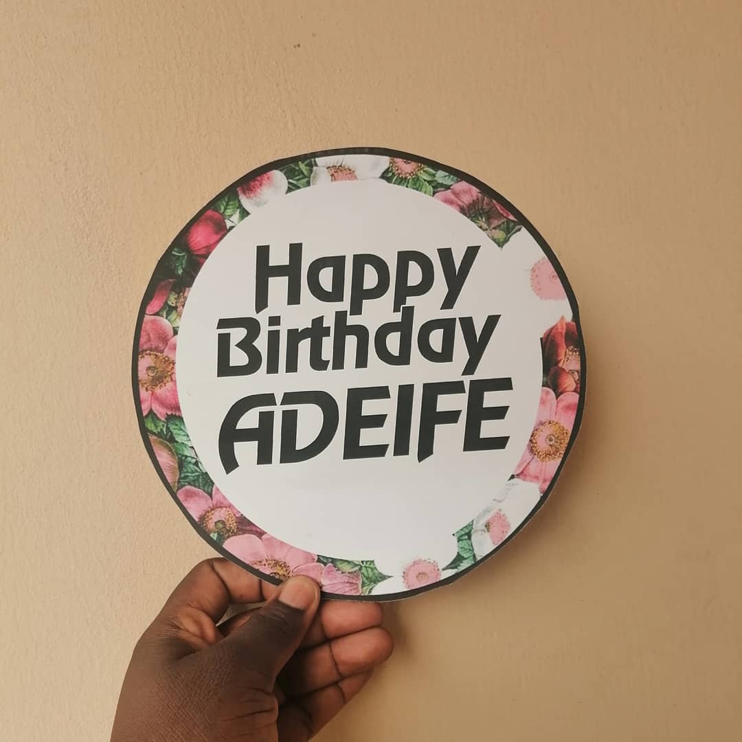 damolaolagbade's tweet photo. We still make toppers edakun😅
Come and patronize us 🙏
Plug in for affordable toppers🔌
Follow our Instagram page for more @craftedbyrhoddys
#caketopper #partyprops #ibadantopper #ibadanbaker #craftedbyrhoddys #birthdaytopper https://t.co/VTZYL9zhCw