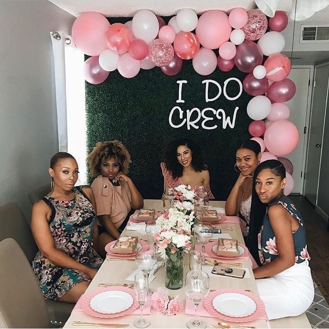 lebogang_fisher's tweet photo. 3. What kind of bridal shower would you want? #weddingthread #NtshalamoragoBW https://t.co/WyXFYKHa4M