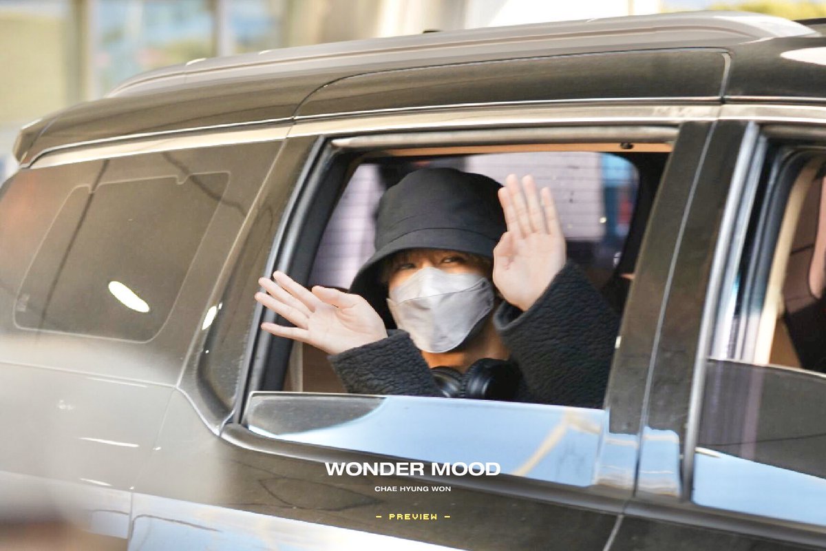wondermoodhw's tweet photo. 200225 인공 입국 

☀️💛

#형원 #HYUNGWON #몬스타엑스 #MONSTA_X @OfficialMonstaX https://t.co/5CUqdkiS2P