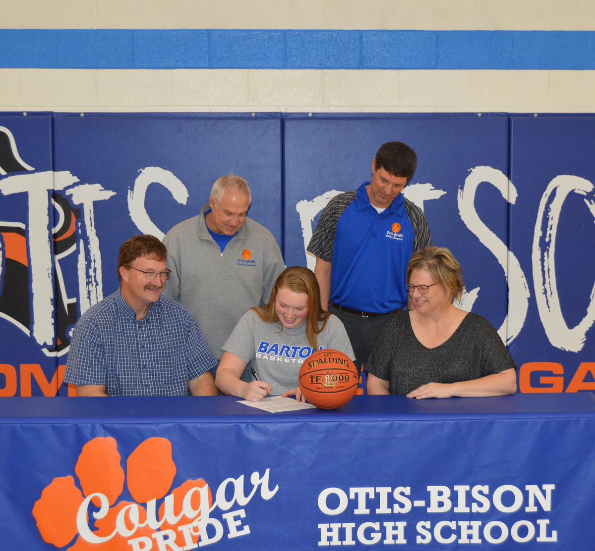 OB_Cougars's tweet photo. Congratulations to Cora Anderson with the signing to play basketball at Barton County College next year. https://t.co/MvvNneIQ6r