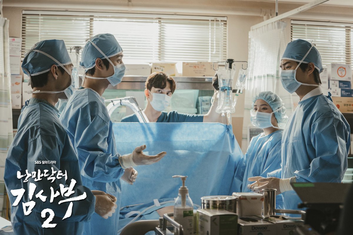 [2020.02.25]"Dr Romantic 2" Episode 15 Still Cuts (1)(c) SBS https://m.programs.sbs.co.kr/drama/drromantic2/visualboard/63321/ #안효섭  #seowoojin  #romanticdoctorkim2