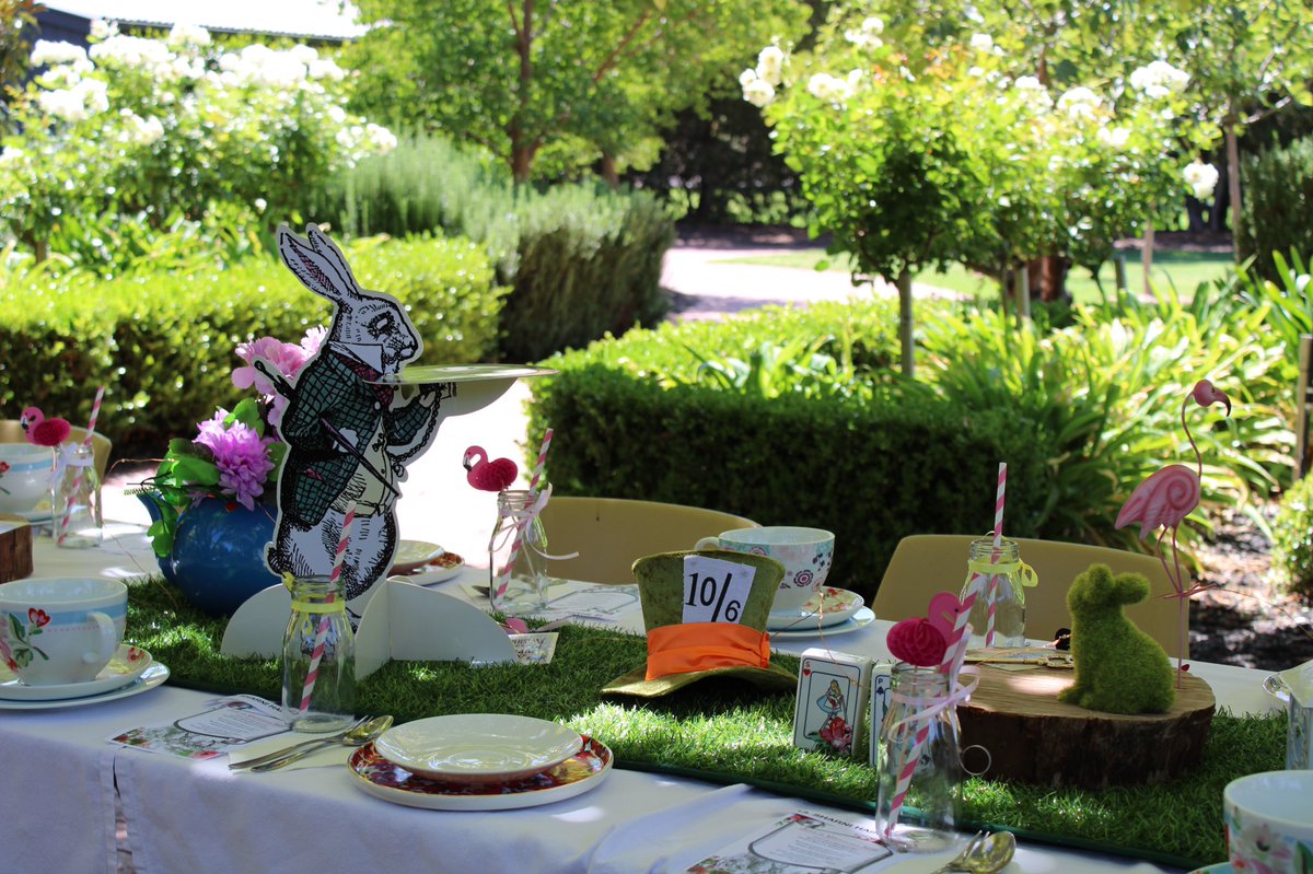 What a beautiful day♦️♣️ Alice in Wonderland High Tea ♠️❤️. #hightea #ladygreenshightea