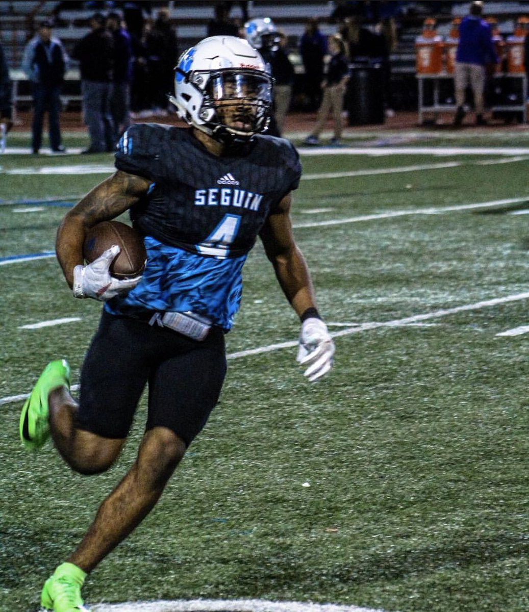 VanLacey's tweet photo. We love and miss you so much son. You have made us so proud in so many ways. #FOREVERINOURHEARTS #LLL #LONGLIVELACEY #LONGLIVEVAN #RIHEVAN #RIPEVAN https://t.co/59XNi1aRAn
