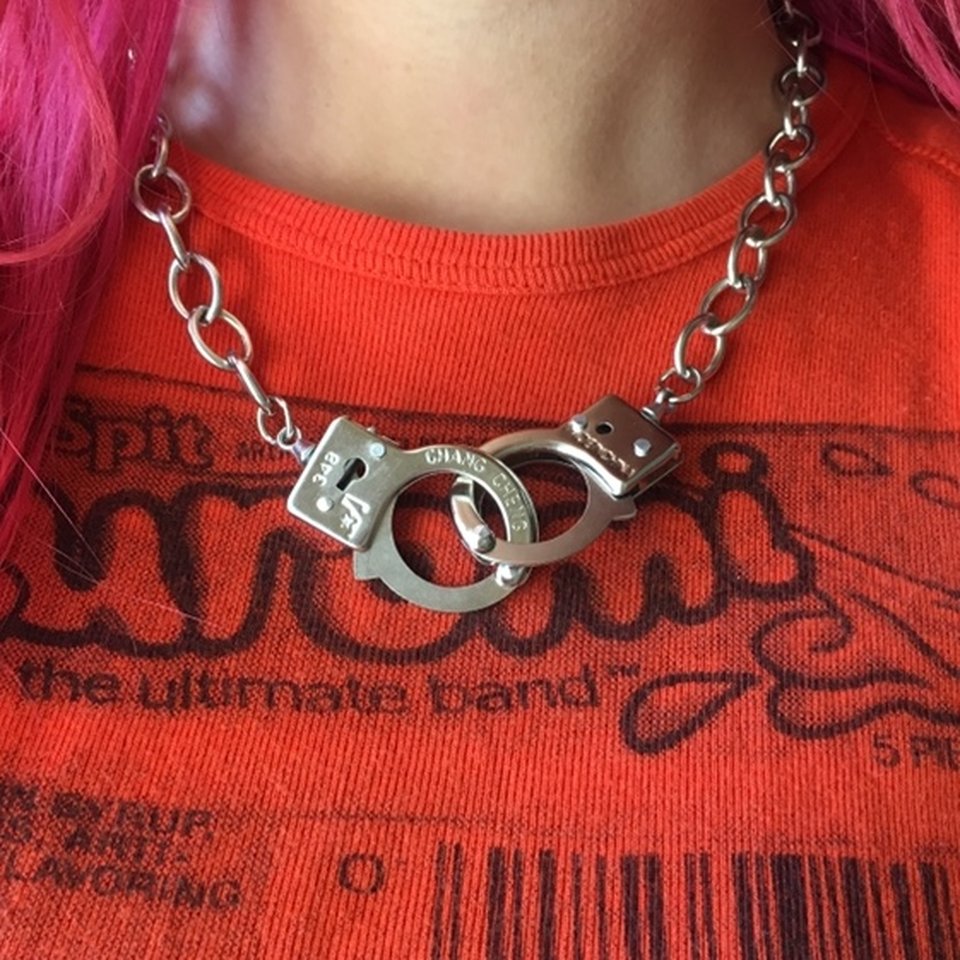 MarcVachonla's tweet photo. The Kaylashop@depop has the coolest #skull #charms  and more! Get personally #stamped  and #engraved #custom pieces now! 
#crosses #daggers #cherubs #angels #goth #rocknroll #playboy #locksets 
Get shopping here>  https://t.co/ILTUcXs2Yu https://t.co/sxfoNImOMB