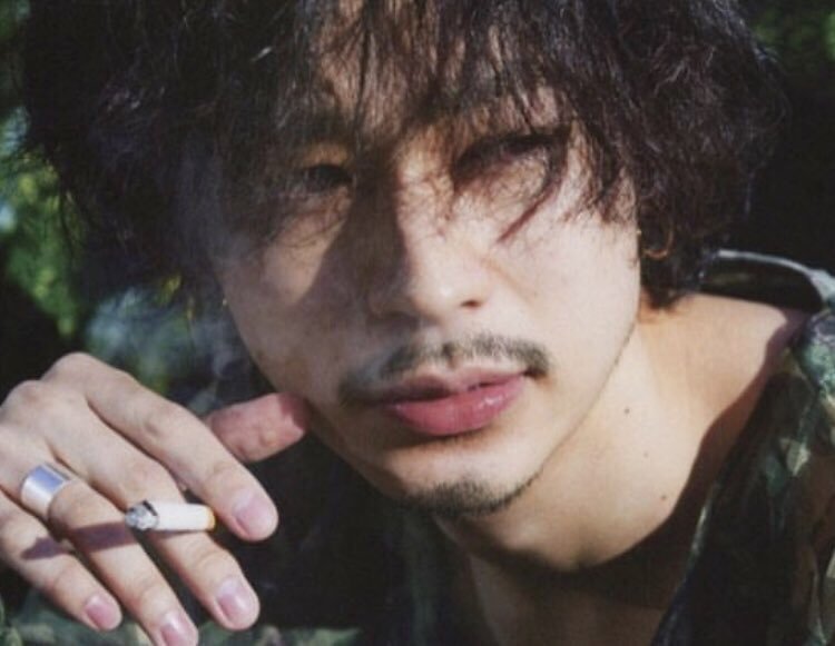 偏頭痛さん Twitterren 成田凌くんとタバコは焼肉のタレとご飯くらい相性良い 偏頭痛さん Twitterren 成田凌くんとタバコは焼肉のタレとご飯くらい相性良い