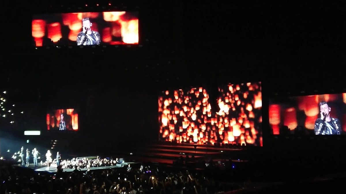 iseladac's tweet photo. @_Nick_Nation_ I went the last Friday. The best concert ever 😍 it was so amazing💕💞🇲🇽 @backstreetboys @nickcarter #BSBCDMX2 #DNAWorldTour #BSBDNA2020 https://t.co/3AIwdRQgvT