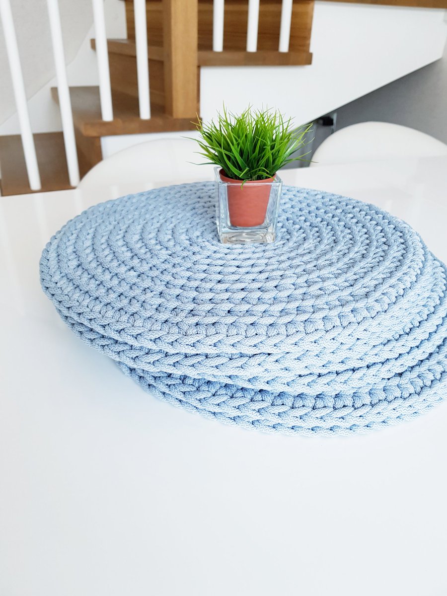 Yahoo 🥳🥳🥳 today is pancake day 🥰Well yes, it is actually Mardi Gras - a winter propelling out, but for me, the best thing about this holiday is pancakes. Even more delicious pancakes when the table is decorated with delicious trays 💙
Etsy.com/shop/ropedeco #etsy #homedecor