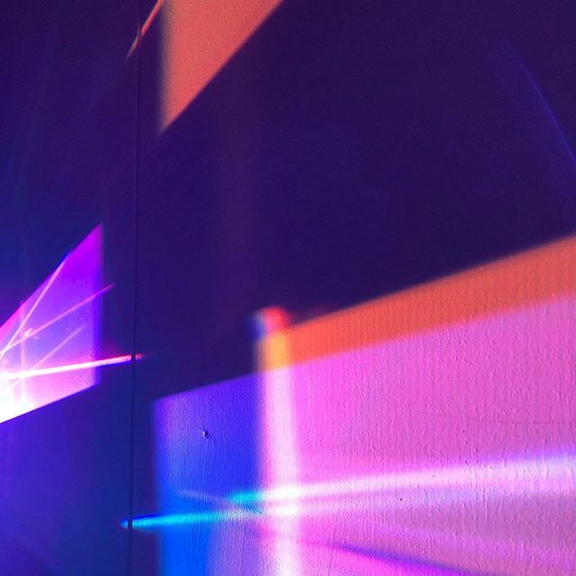 gillhob's tweet photo. Details of light #lightarts #light #colour #dimensions https://t.co/PXfr7e7mz1 https://t.co/cUgDsweaWj