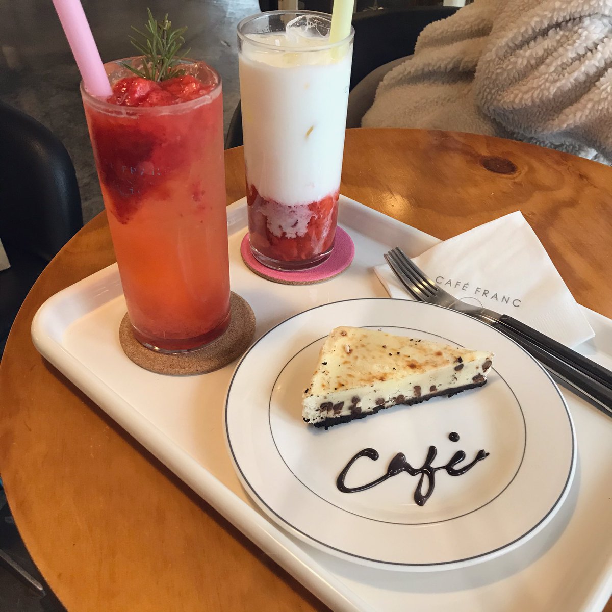 이 시국에 @SABUDUBUSB