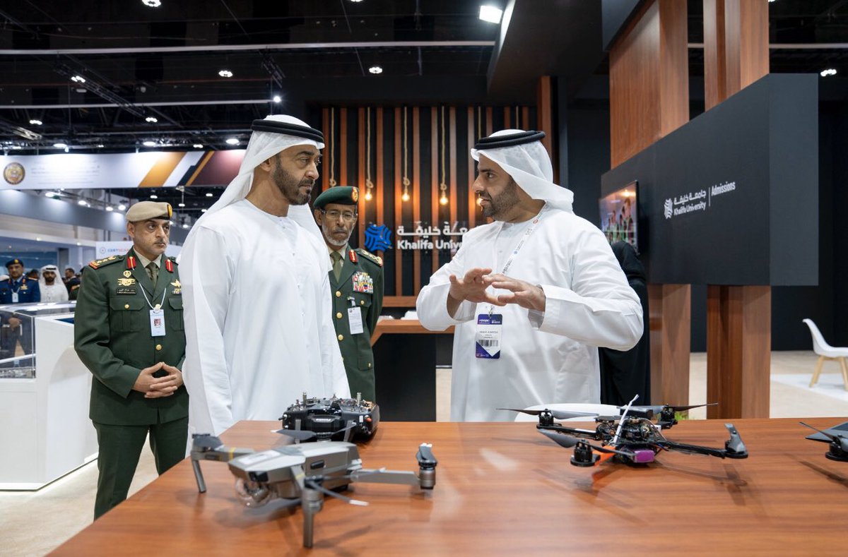 H.H Sheikh Mohammed bin Zayed Al Nahyan visiting EBTIC stand in UMEX 2020