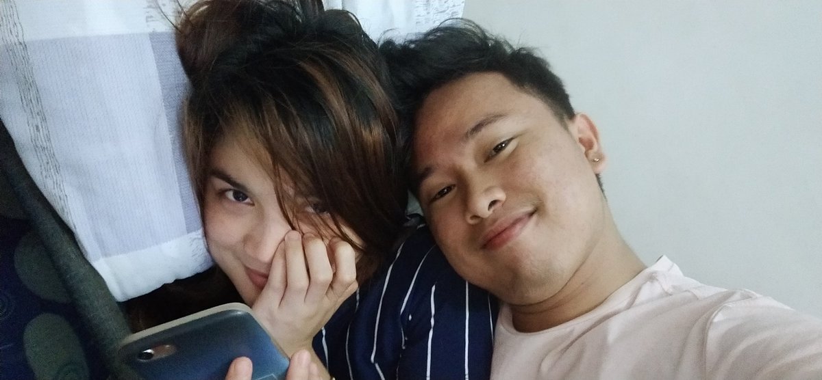 iamrish22's tweet photo. Beb picture tayo dali, 🤣😂 https://t.co/9v6AJ5xsC1
