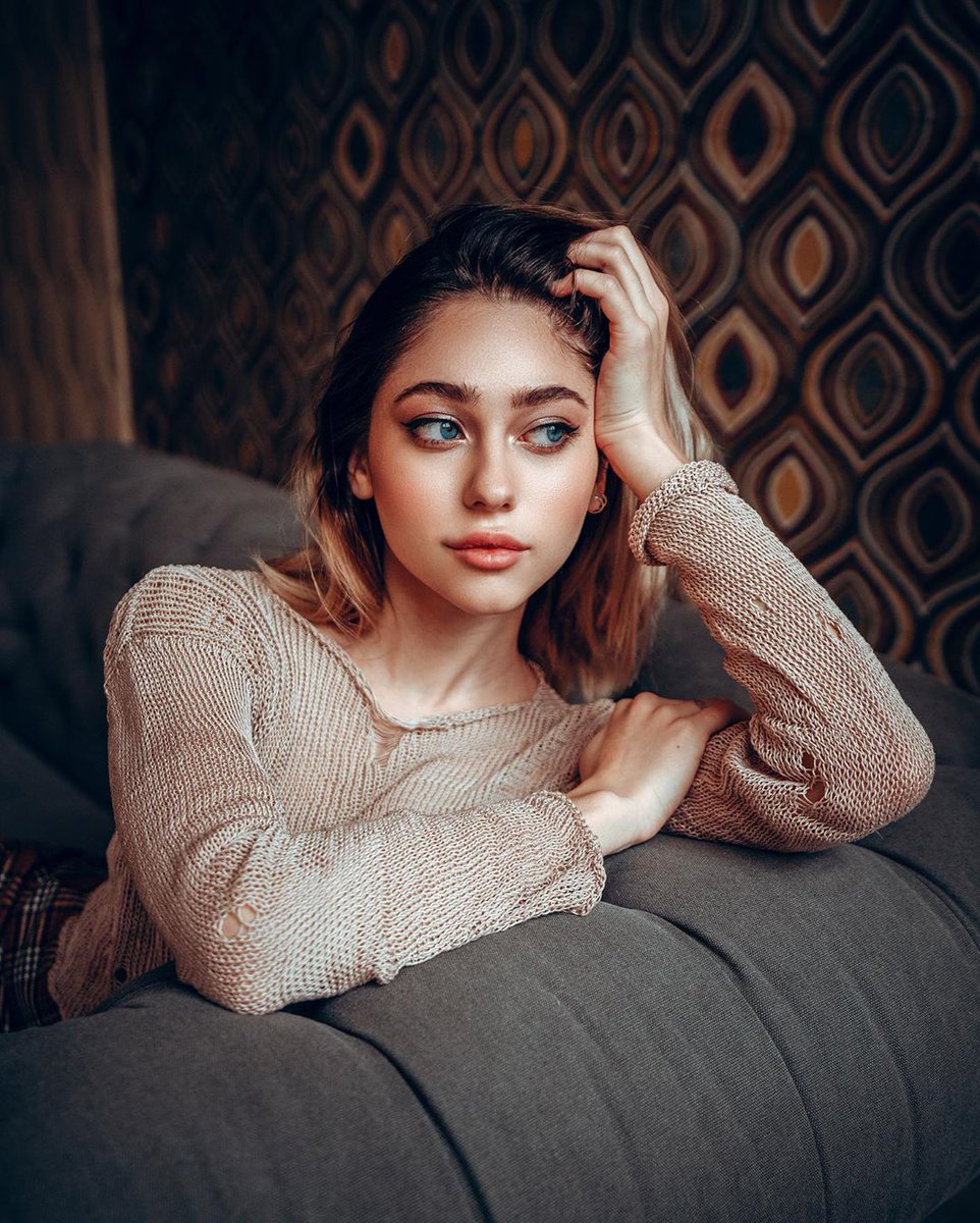 portraitistnet's tweet photo. Ann by https://t.co/9xhtGjXJ5y Sergei Muzlov in Moscow, Russia #portraitphotography #beautyphotography https://t.co/gqF5hsQtsW