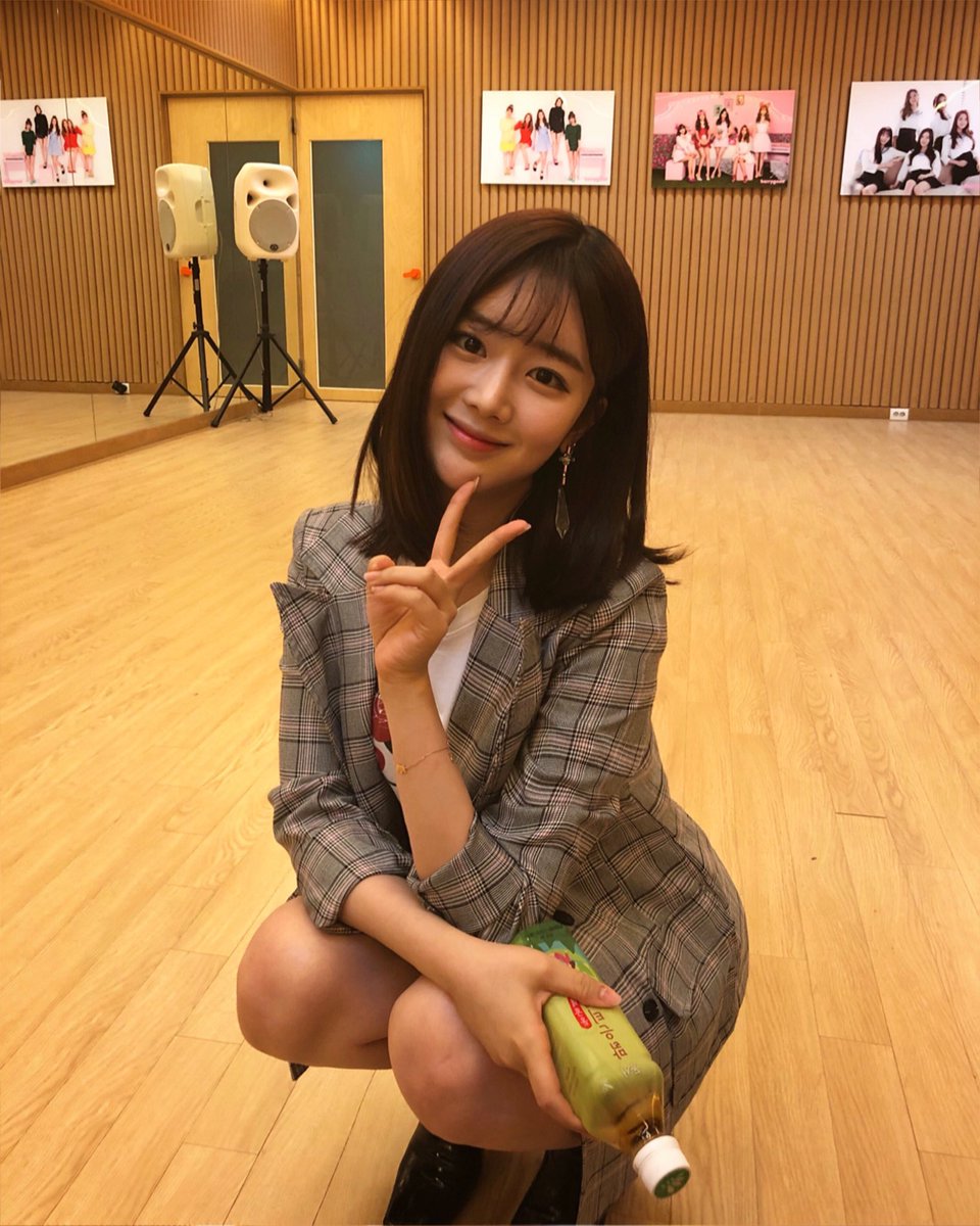 cuteberrygood's tweet photo. あなたの存在が癒しなんです❣️
いま会えないのはつらいけど
また元気な姿が見れる日を楽しみに
してます😊
幸せな年になりますように🥰

ダイェちゃん 
お誕生日おめでとう🎊🎉

#BerryGood #HappyDayeDay 
#베리굿 #다예 https://t.co/QzEUbJiyKL