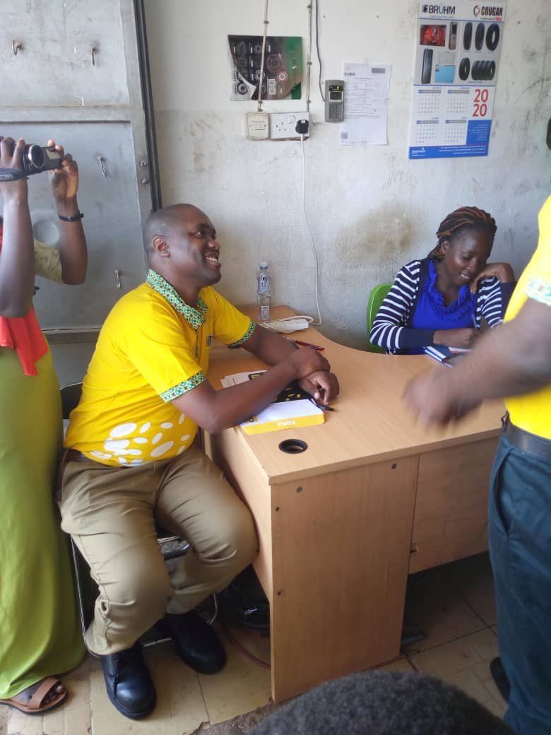 PirateMulwana's tweet photo. This means all #MTNBusiness customers will do this at the comfort of their premises, homes, offices or wherever they are, hence saving them a lot of time that they spend queuing up at the service centres.
cc: @mtnug
#BusinessSelfService https://t.co/dz8dz2MeXO
