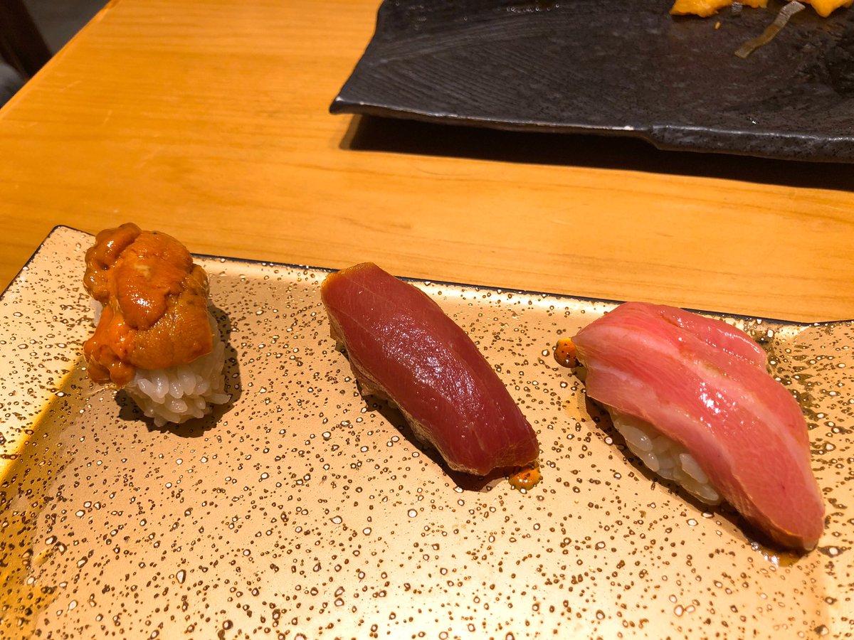 おじゃき バスタ新宿でお寿司 Sushi Tokyo 天 ランチ3 500円でコースのみ おつまみから握りまでたくさん アワビやウニもあるからコスパ高い 賑わってて若い人が多かったのでゆっくり静かに食べたい系の人は不向き 逆にいうとめっちゃ活気があって