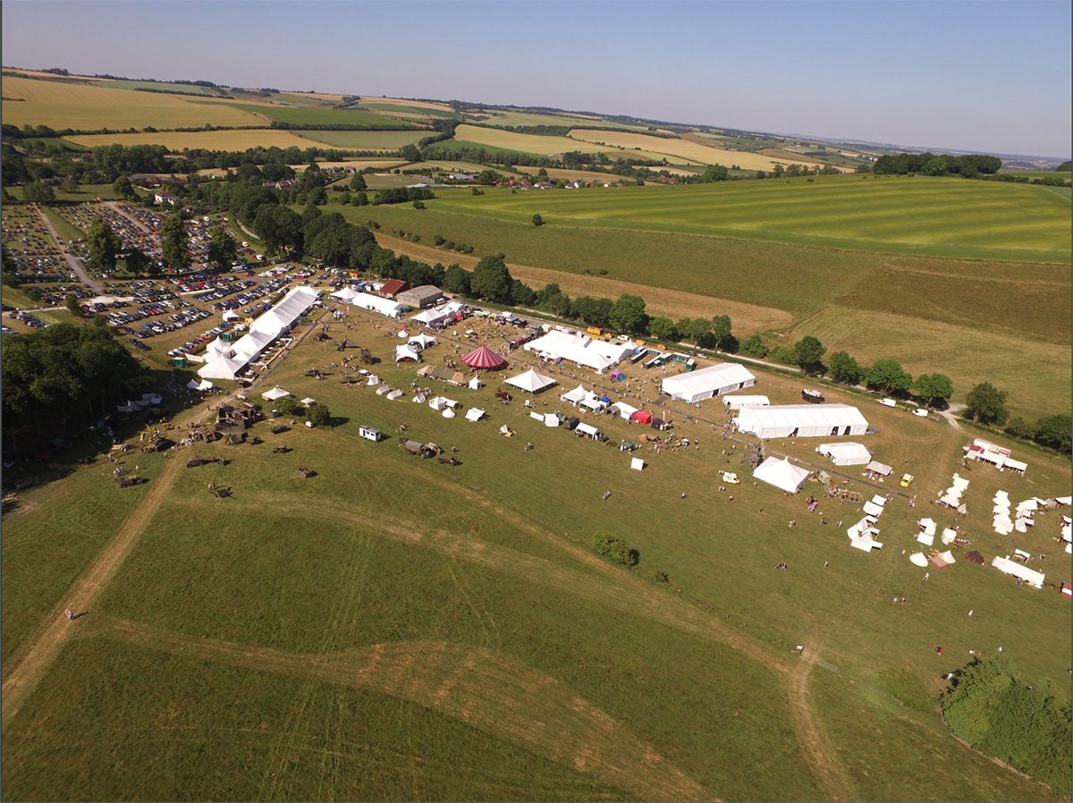 BorrowmyGarden's tweet photo. #NewListingAlert This beautiful farm location nr #Salisbury #Wiltshire is our latest #OutsideEvent #FestivalWedding #CorporateEvents listing #Camping #MidWeek #Festivals Click thru 4 contact details

https://t.co/fi5H83Oca0 https://t.co/fwiFxQRlsn