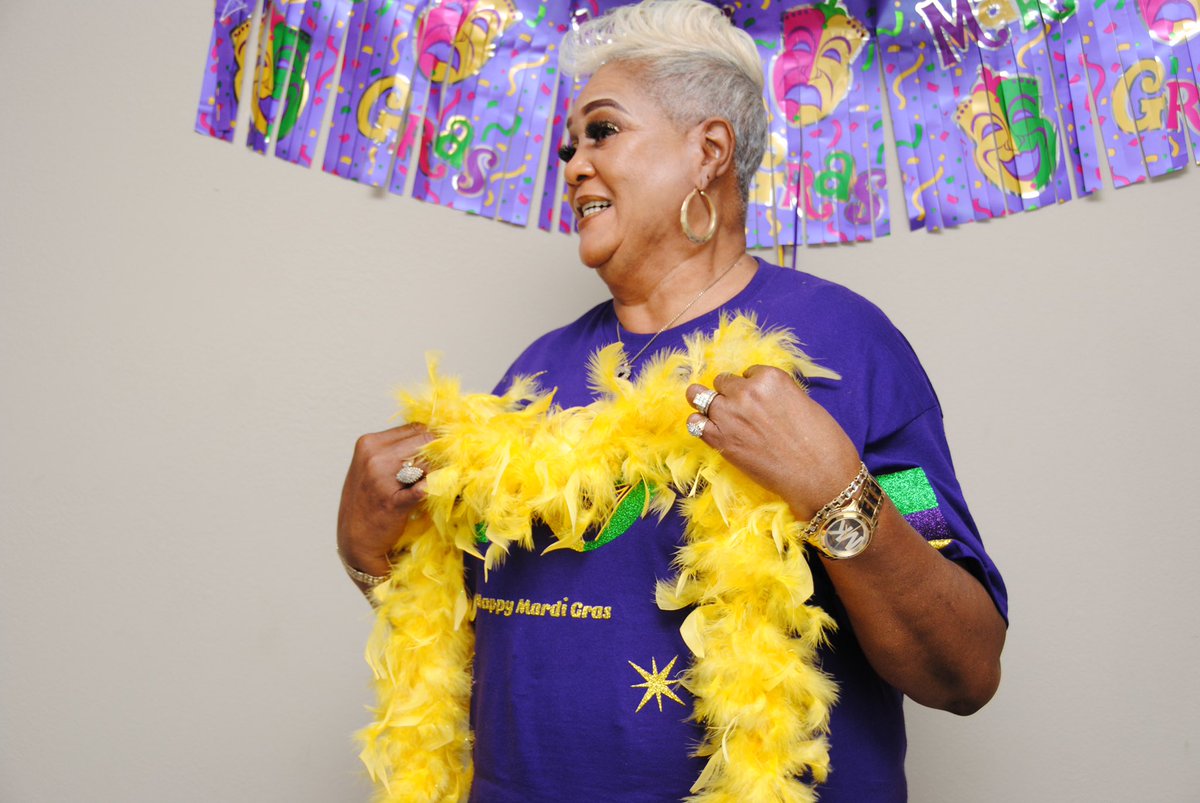 KreationsIn's tweet photo. 70th Birthday PhotoShoot               📸: KIMPhotography  #photographer #photography  #photoshoot #photolovers #freelancephotography https://t.co/OrSGzyZseA