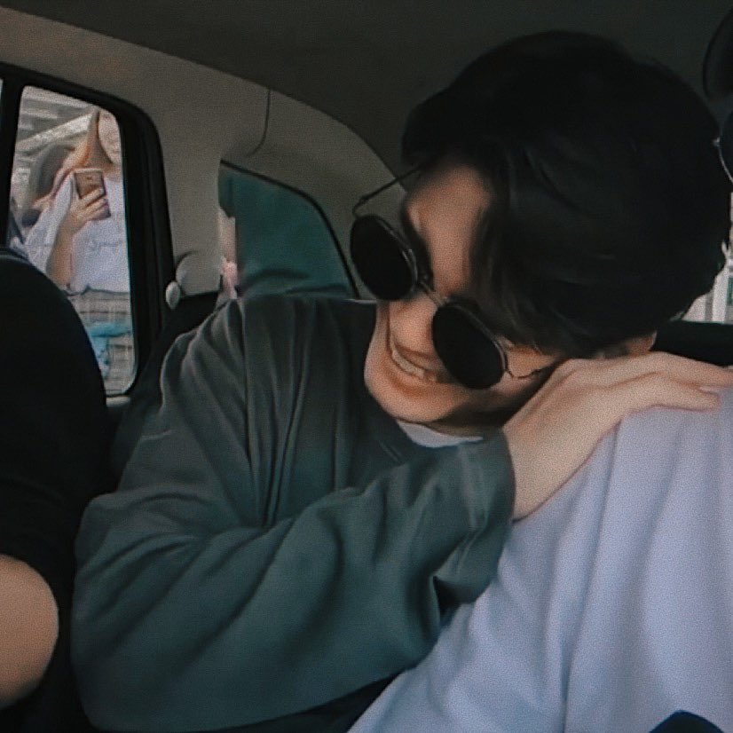 ongongpics's tweet photo. what a boyfriend 
© ongshot https://t.co/40iha8mkIc