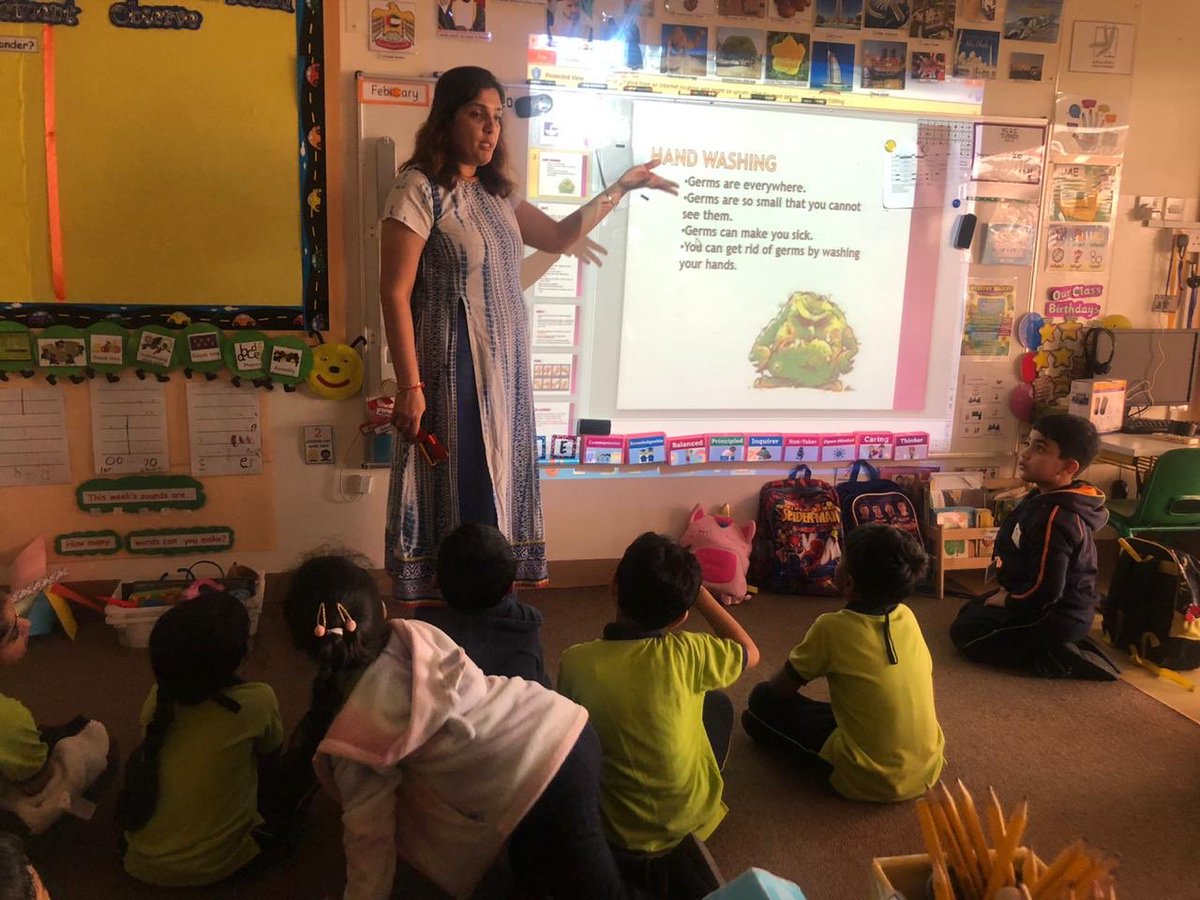 AmbassadorKGdxb's tweet photo. #Keepgermsaway A class presentation on hand washing techniques and good Hygiene for our little ones!😎👍🚿 @AmbassadorKGdxb @KHDA https://t.co/4J4DVnhyDi