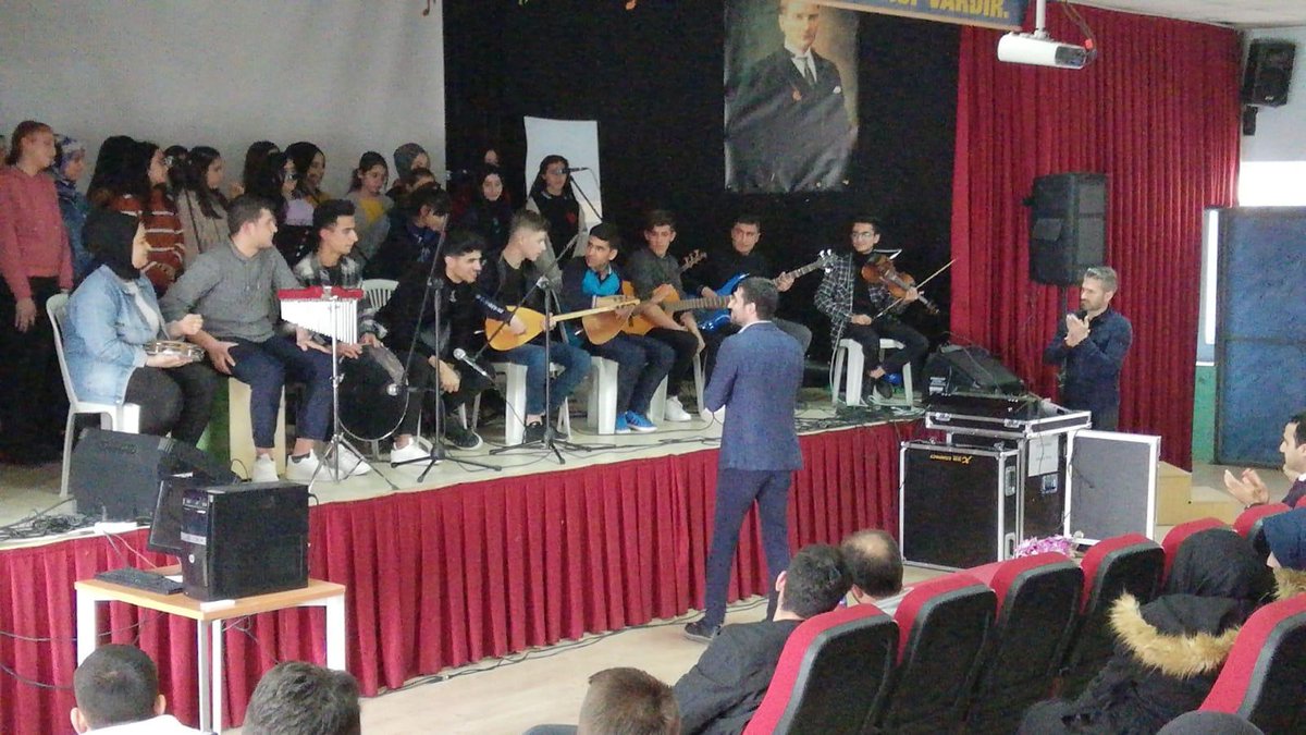 Siirtgsl (@siirttgsl) on Twitter photo Güzel Sanatlar Lisesi Öğrencileri Okullarla Buluşuyor projesi kapsamında müzik dinletisi için bizleri misafir eden milli irade kız Anadolu İmam hatip lisesine teşekkür ederiz. <a href="/ziyaselcuk/">Ziya Selçuk</a> @alifuatatik <a href="/dnzdp1979/">Deniz Edip</a> <a href="/SiirtValiligi/">Siirt Valiliği</a> <a href="/mem_siirt/">Siirt İl Millî Eğitim Müdürlüğü</a> <a href="/kanuni56/">Metin KESİCİ</a> Güzel Sanatlar Lisesi Öğrencileri Okullarla Buluşuyor projesi kapsamında müzik dinletisi için bizleri misafir eden milli irade kız Anadolu İmam hatip lisesine teşekkür ederiz. <a href="/ziyaselcuk/">Ziya Selçuk</a> @alifuatatik <a href="/dnzdp1979/">Deniz Edip</a> <a href="/SiirtValiligi/">Siirt Valiliği</a> <a href="/mem_siirt/">Siirt İl Millî Eğitim Müdürlüğü</a> <a href="/kanuni56/">Metin KESİCİ</a>
