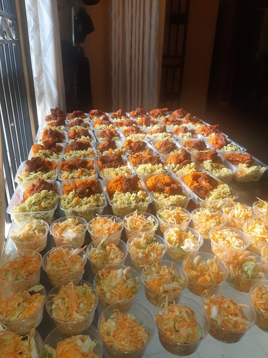 Kachobysplace's tweet photo. Delivered on time!!

Kachoby's to the world 

#kachobysplace 
#kachobysfoodandevent 
#catering 
#food 
#homemade https://t.co/FIK4Lv6q7V