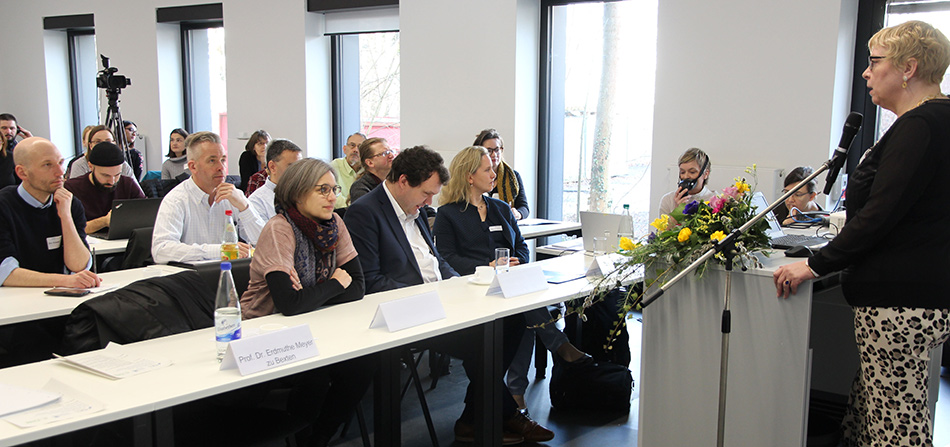 Zu einem Vernetzungstreffen des Innovationsforums #Barrierefreiheit kamen 70 Mitglieder hessischer Hochschulen an der #THMittelhessen zusammen. thm.de/site/hochschul…