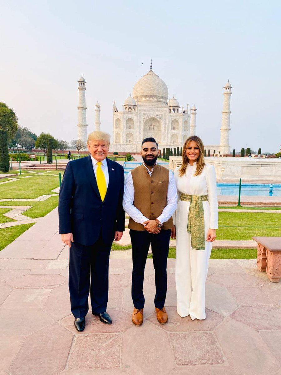 incredibleindia's tweet photo. Mr. Nitin Singh, a Regional Level Guide of Ministry of Tourism, got the honour of guiding Mr. Donald J. Trump, President of The US &amp; Mrs. Melania Trump, The First Lady of USA.

He spent almost an hour alone with both of them briefing them about this monument &amp; the City of #Agra. https://t.co/hv4qcXEpAK
