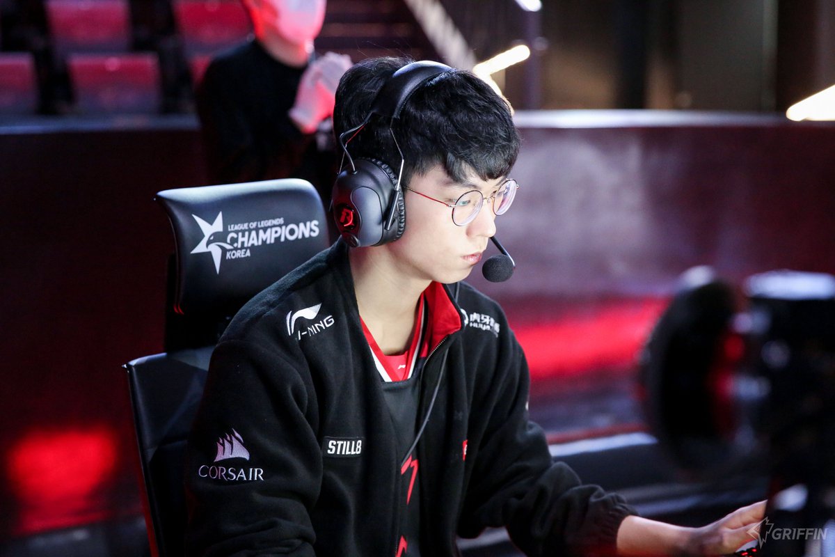 TeamGriffinLoL's tweet photo. πΈGriffin LCK Week 3 #FINPIC
κ³μν΄μ λ°μ ν΄λκ°λ 그리νμ 보μ¬λλ¦¬κ² μ΅λλ€. μ΄λ² 4μ£Όμ°¨λ λ§μ μμ λΆνλ립λλ€β€
We will continue to improve ourselves. Please support for Griffin this weekβ€
πmore photos: https://t.co/zzzDoEdyFA https://t.co/5BQMFxD11y