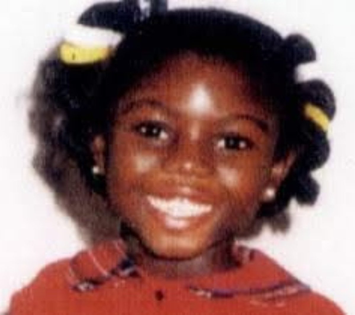 On this day in the year 2000, this little girl was abused to death by her great-aunt and her boyfriend. RIP Victoria Climbié, 20 years later...

Like, Retweet and Write 'AMEN' in the comments. #victoriaclimbie