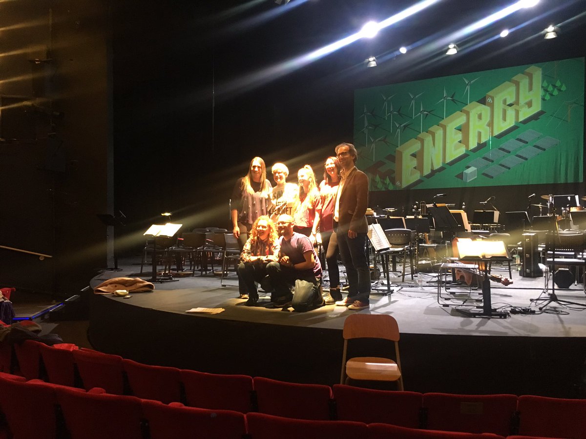 DEIRDRE BENCSIK tweet media