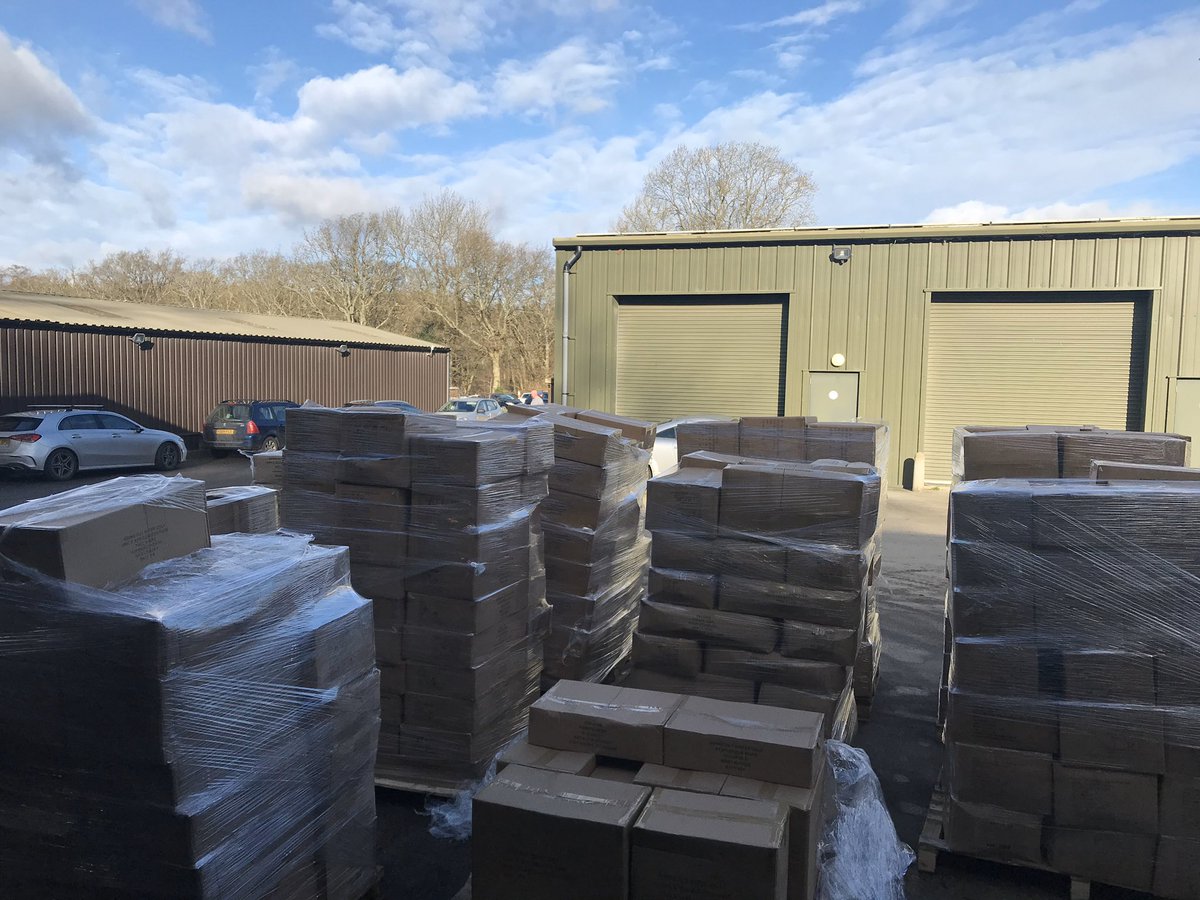 sosladiesgolf's tweet image. The first SS20 drop arrived this morning at the warehouse. So excited to get it out there. Can’t wait for the summer sunshine to arrive😎⛳️💪 We can actually see some blue sky today ....#thecompleteoutfit @DucadelCosmaUK @DucadelCosmaNL @chartgolf @tjohnsongolf