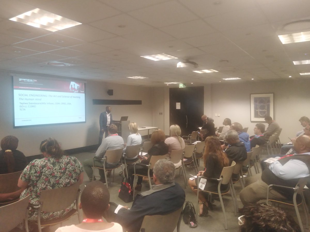ITWeb_Events's tweet image. Tapiwa Zvandasara from @TCTA_RSA sharing a case study on social engineering at the #ITWebGRC2020 summit