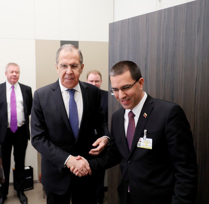 Rusia - Tirania de Nicolas Maduro - Página 16 ERn1G2dWoAAyZyF?format=jpg&name=small