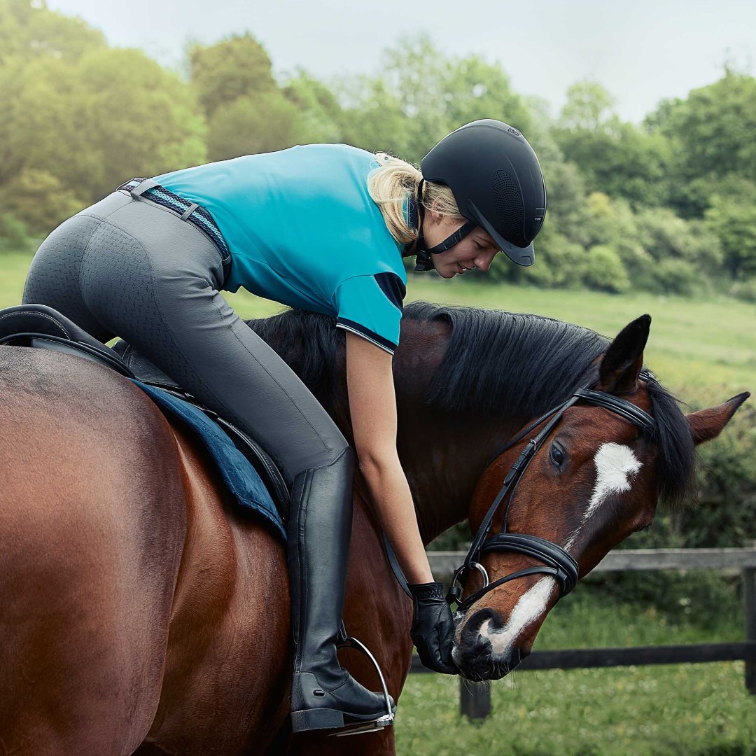 Ideal for everyday riding or competition. Our Dublin Pro Form Breeches are available in 5 different colours.

Visit the website to discover all the great features of our breeches.