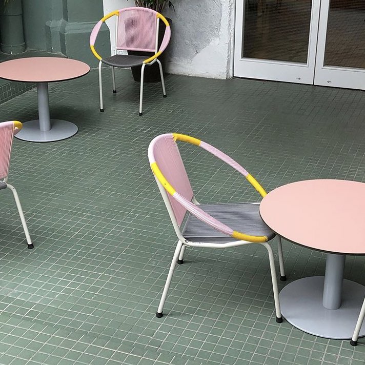 lostvalentino's tweet photo. pink <3 https://t.co/2lfk4SIeBJ