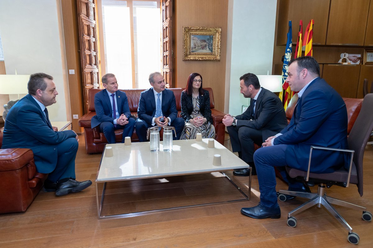 gradsociales_es's tweet photo. Celebración del Pleno del Consejo General de Graduados Sociales en Alicante con motivo del 50º Aniversario de la creación del Excmo. Colegio Oficial de Graduados Sociales de Alicante #COGSA.
https://t.co/VpZqNBD7bM https://t.co/T1JZpgw4Rw
