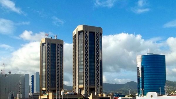 youthere1web's tweet image. 🏦 More Polymer Notes Coming This Year - Here’s What They Look Like 👉 bit.ly/2PkhV4Y | #Trinidad #TrinidadandTobago #PolymerNotes #CBTT #CentralBank #CentralBankTT