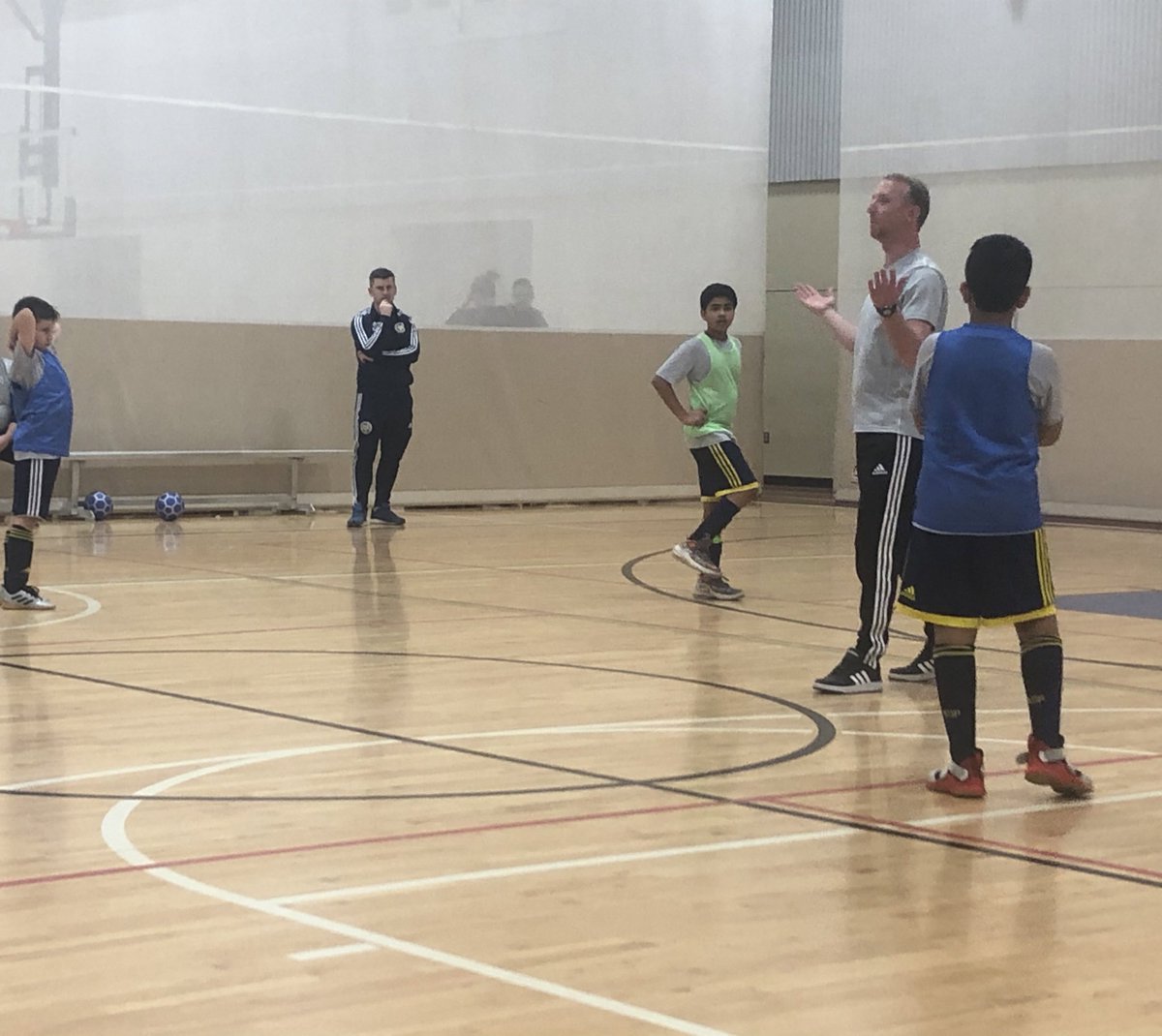 KingofPrussiaS1's tweet photo. #pathwaymodel in full effect with trainers Keith Conway &amp; Andrew Duffy engaging the u12 boys team to improve their play!  @UMParksnRec @EPAYouthSoccer https://t.co/Iab8G46jZF https://t.co/YebjEckAfT