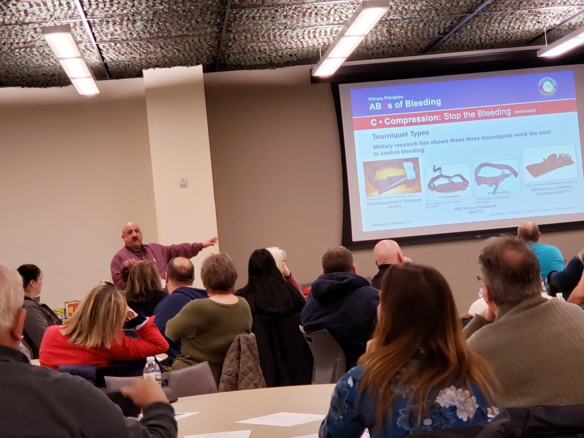 OCSafetyCouncil's tweet photo. Rick Ramos, Safety &amp; Health Program Consultant with the Ohio Dept. of Veterans Services, presented "Stop the Bleed" during last Wednesday's safety council meeting. @OhioBWC https://t.co/xSoZBIDALG