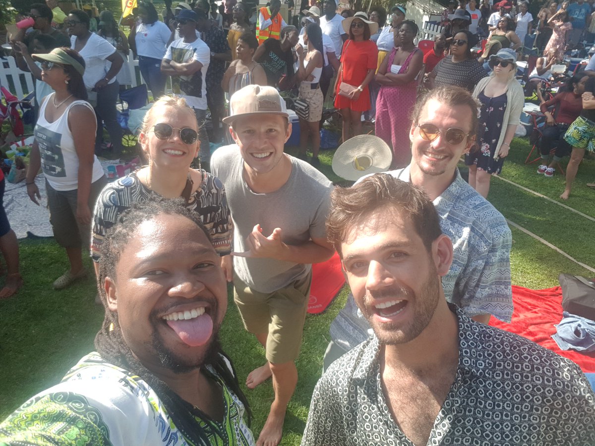 We love #southafrica and so do our international guests. Durban sure does show off weather-wise, more reasons to visit the Zulu Land.

#TuesdayMorning #thebusstopsa #luxurybackpackers #WeDoTourism #dokzn #durbanhasmore #durban