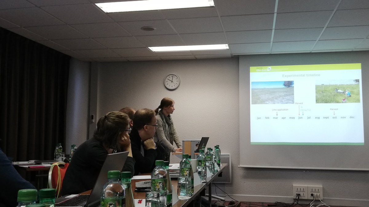 Our hosts in France for this #MAGGEpH meeting are carrying on with the filed #nitrousoxide emission presentation